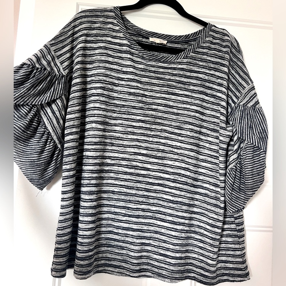 Flowy Sleeve T-Shirt